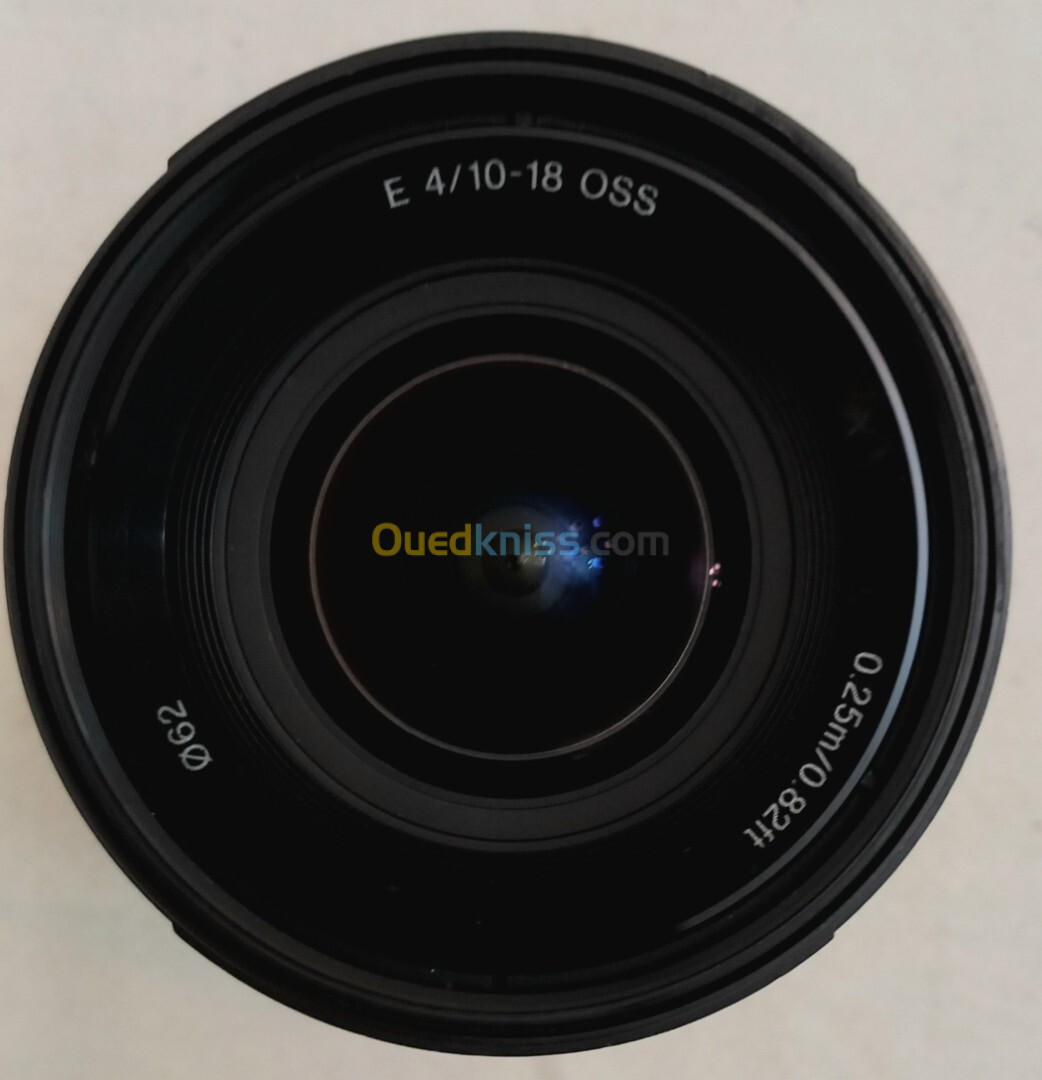 Objectif SONY E 10-18MM F4 OSS 