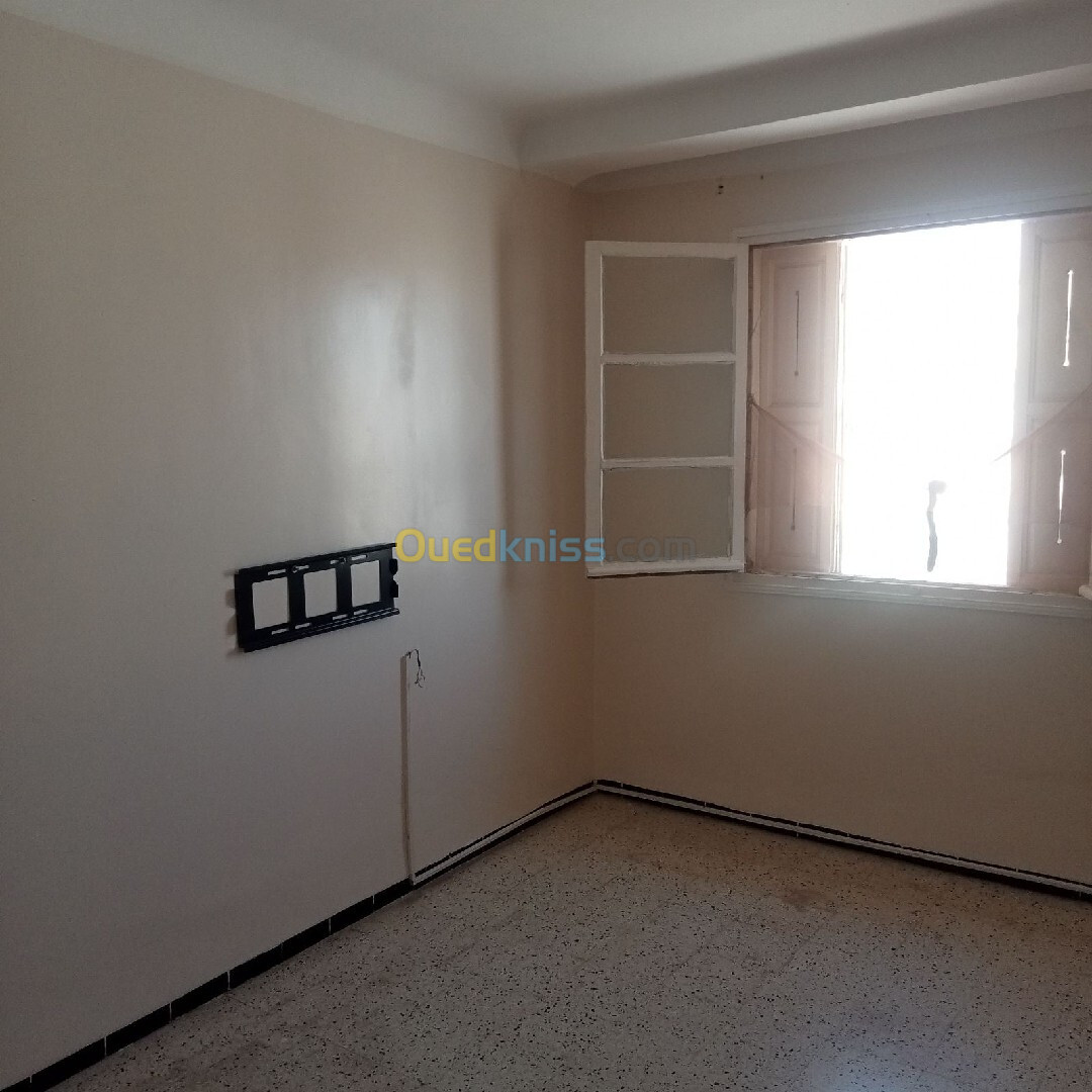 Location Appartement F3 Constantine El khroub