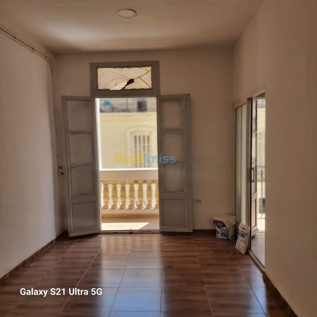 Location Appartement F5 Oran Oran