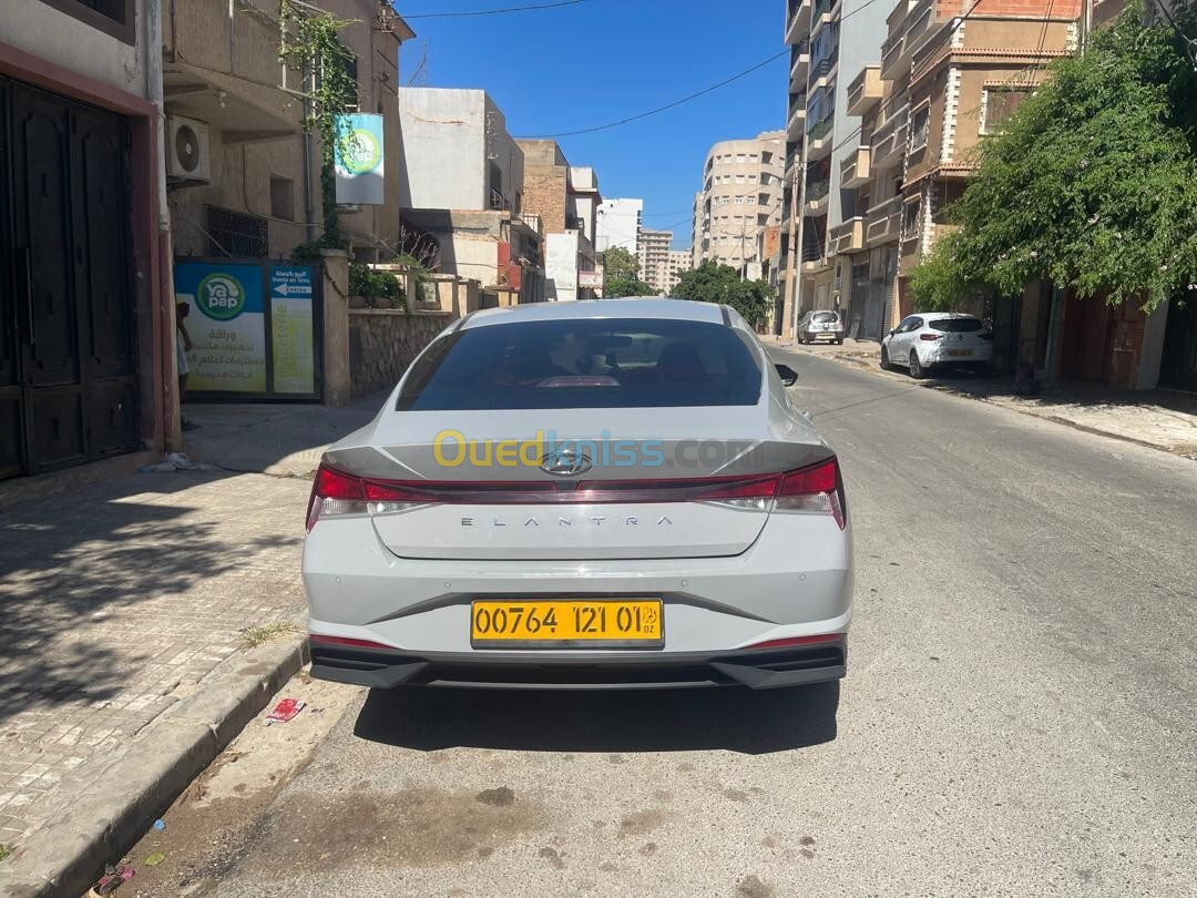 Hyundai Elantra 2021 GLS