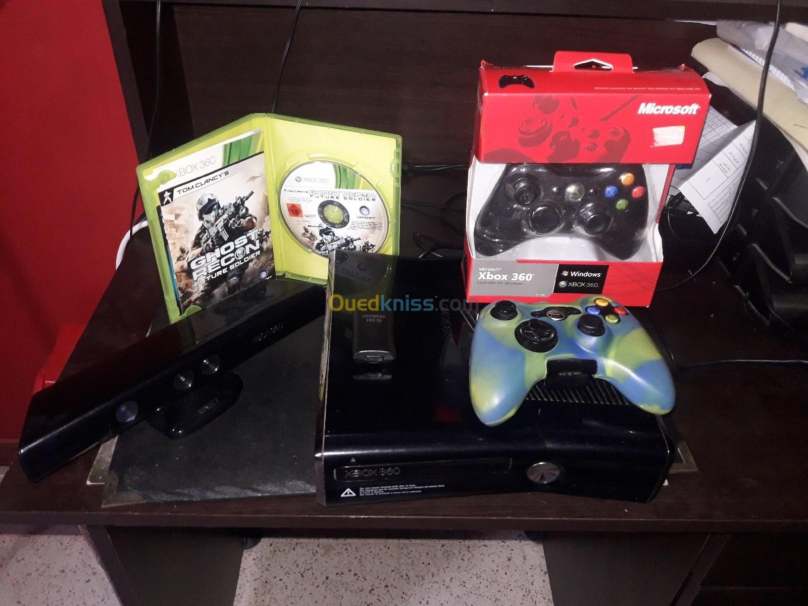 Xbox 360,deux manettes,kinect,plus de 30 jeux 