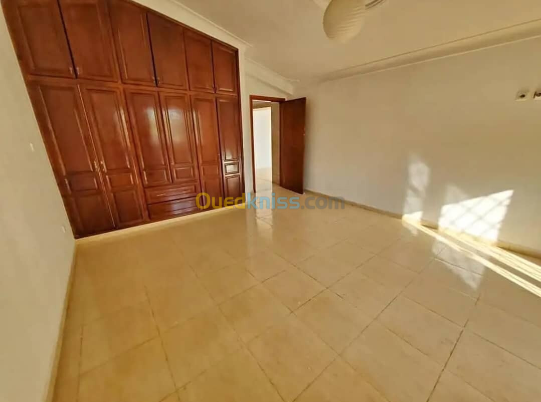 Location Niveau De Villa F3 Alger El achour