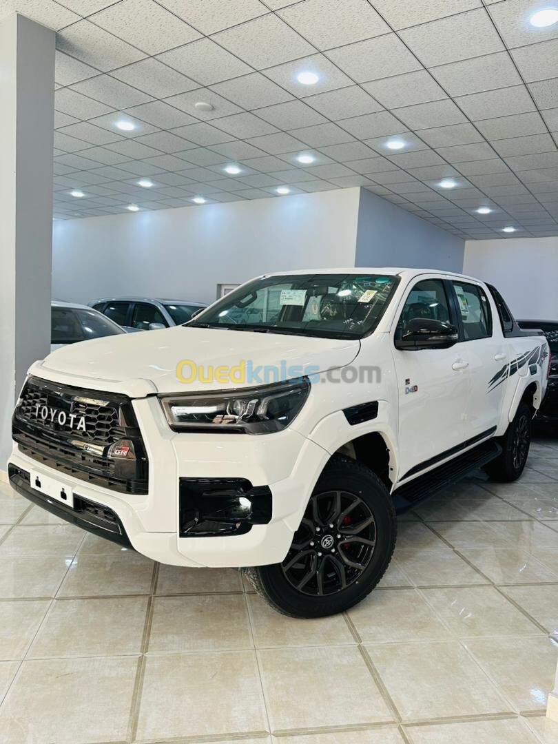 Toyota Hilux 2023 LEGEND DC 4x4 Pack Luxe