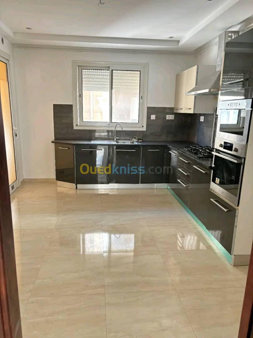 Vente Appartement F4 Alger Bordj el bahri