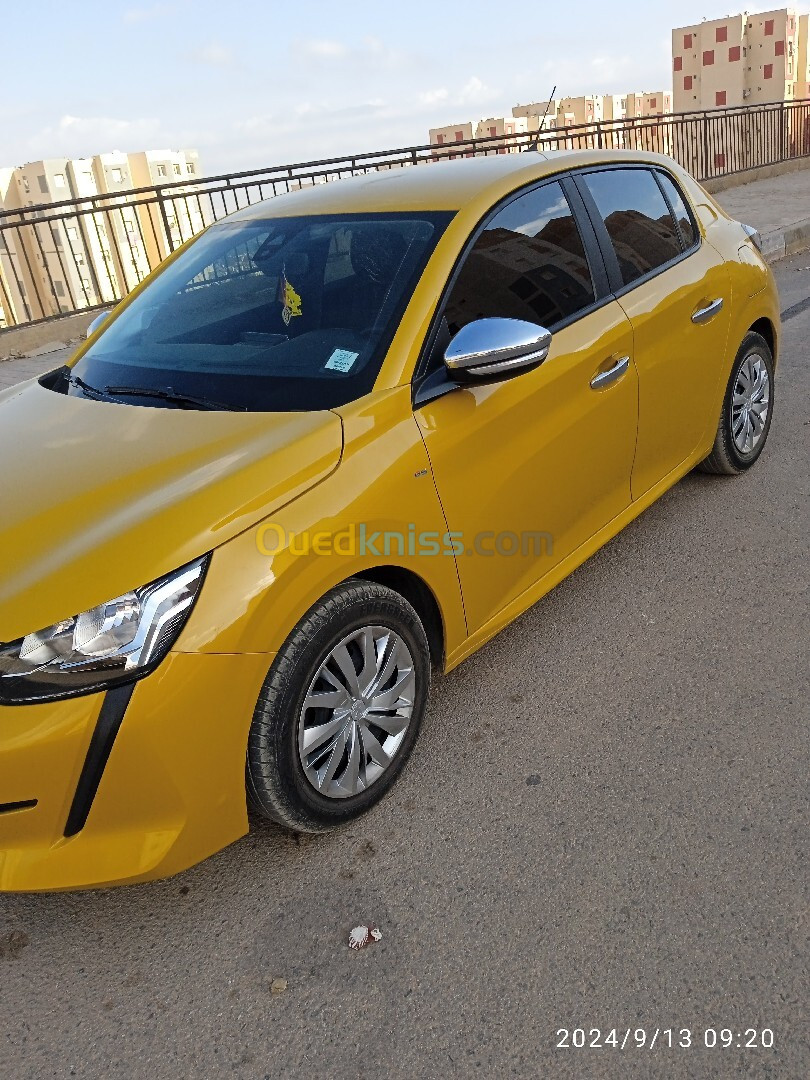 Peugeot 208 2021 208