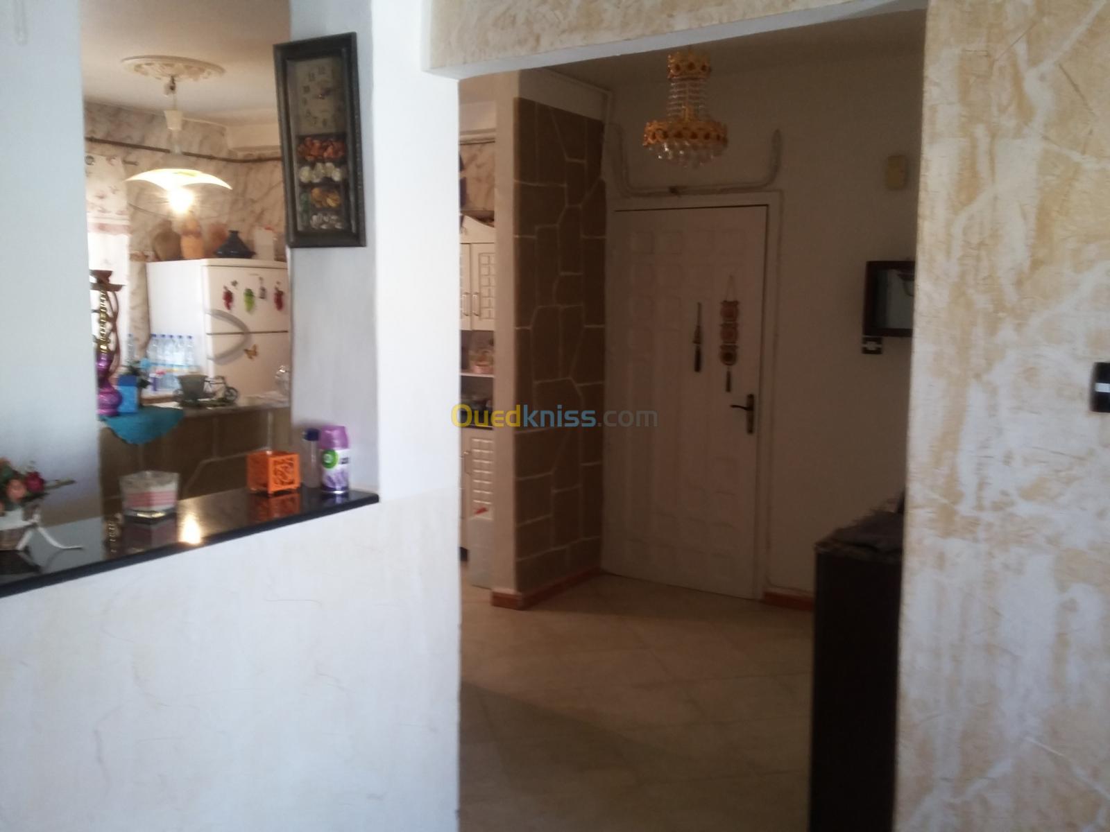 Vente Appartement F4 Bechar Bechar