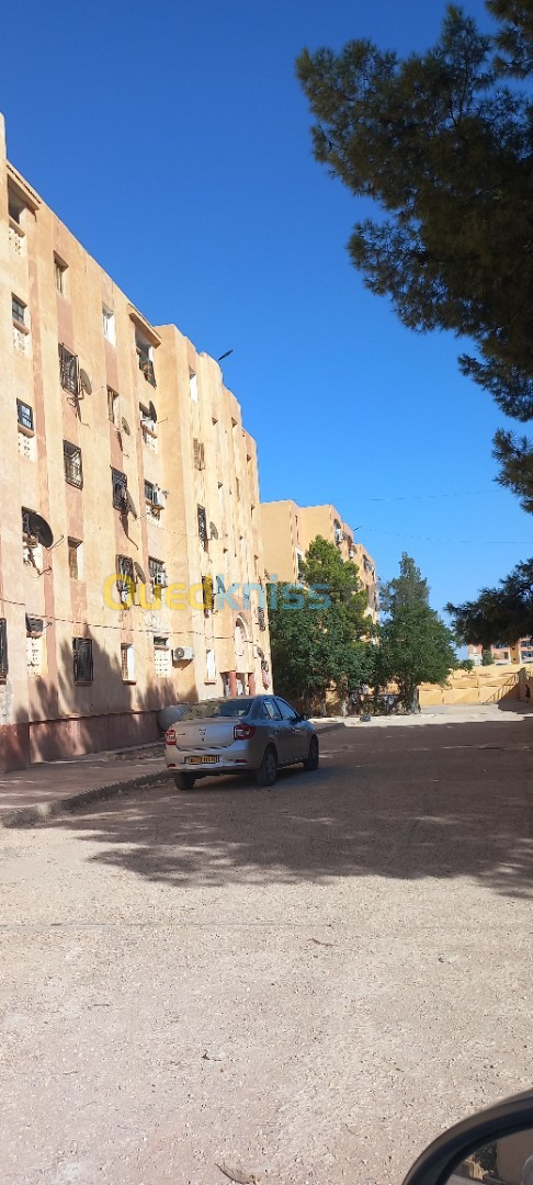 Vente Appartement F3 Djelfa Hassi bahbah