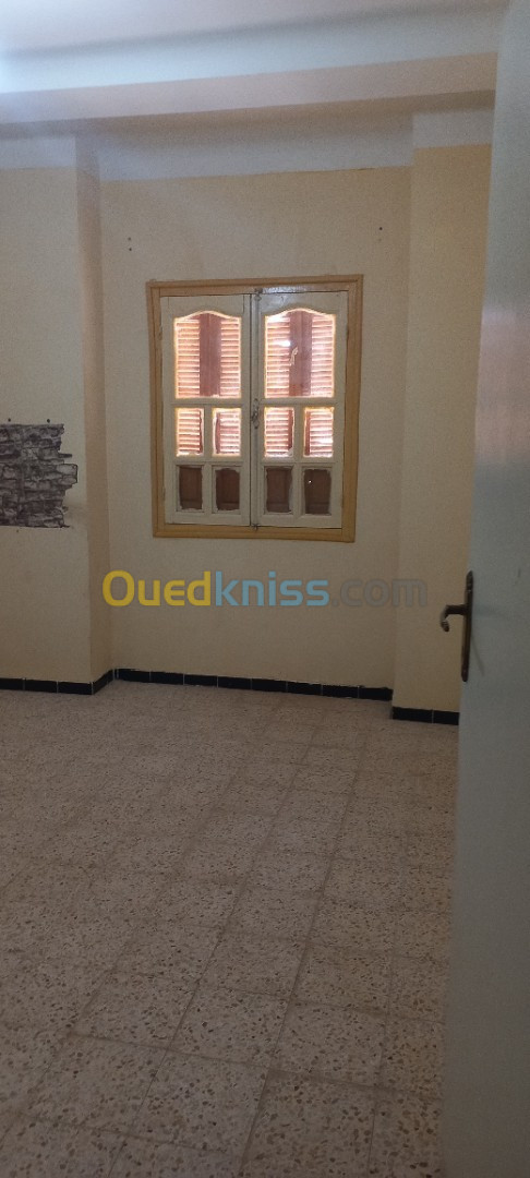 Vente Appartement F3 Djelfa Hassi bahbah