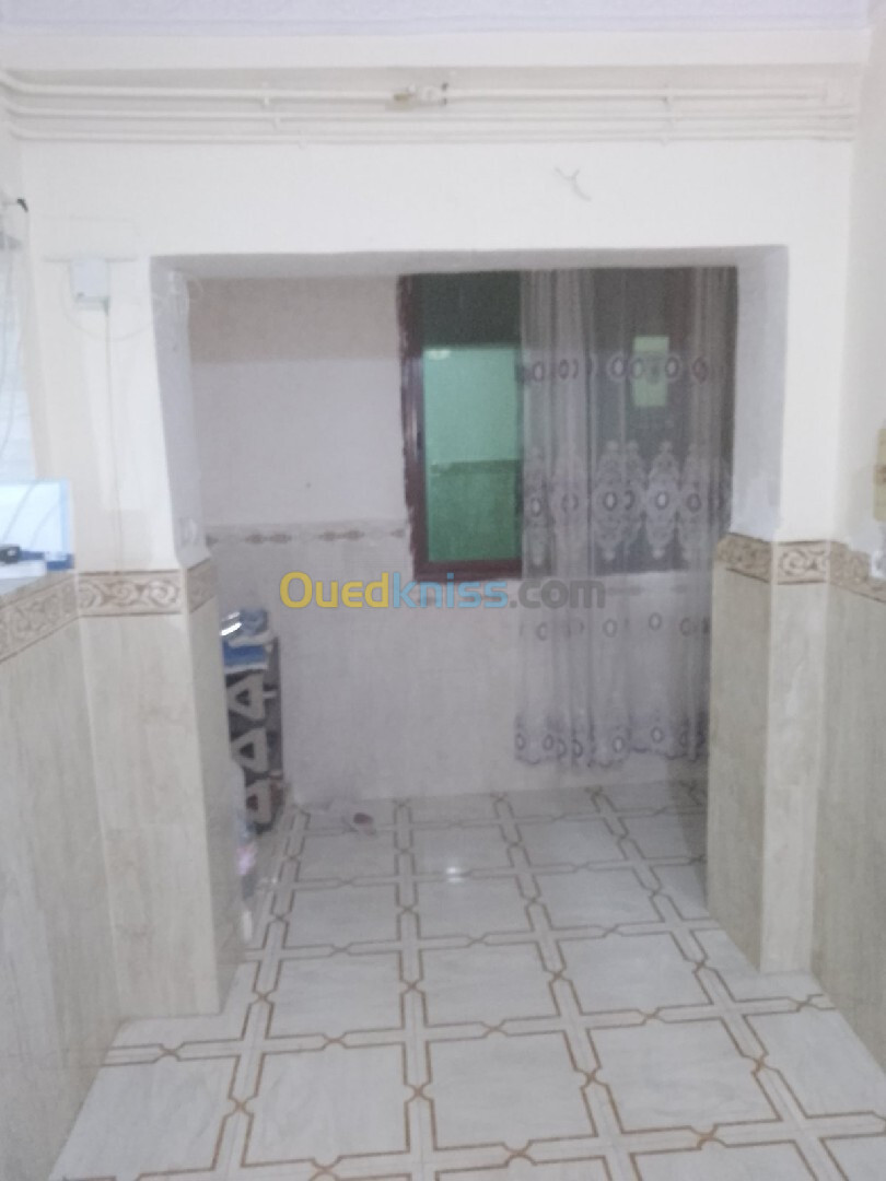 Location Appartement F4 Blida Mouzaia