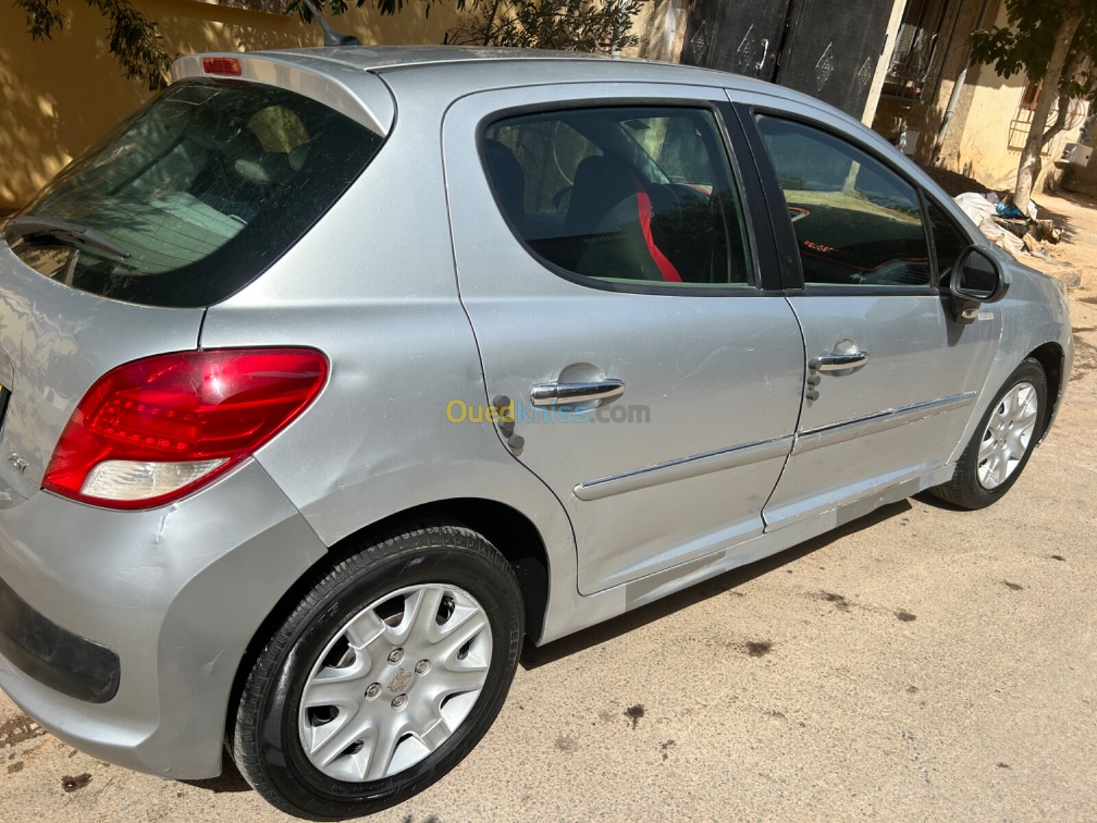 Peugeot 207 2010 