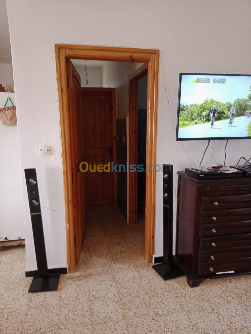 Location vacances Niveau De Villa F3 Chlef Beni haoua