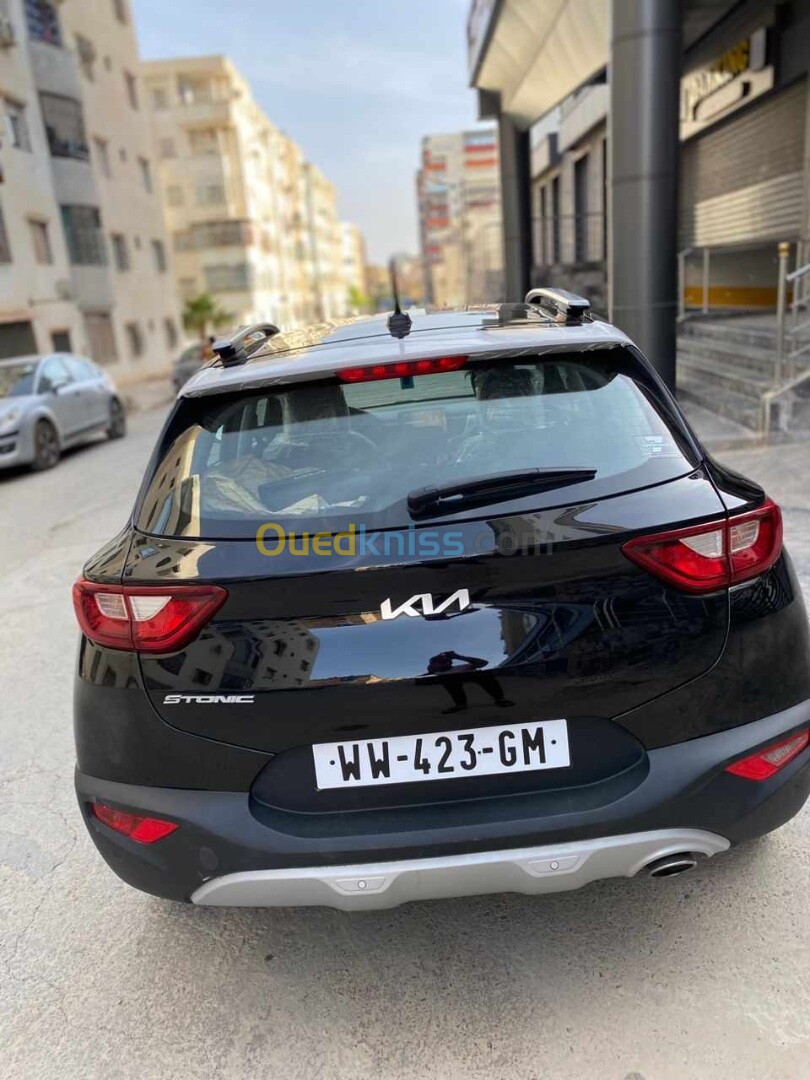 Kia Stonic 2023 Cc