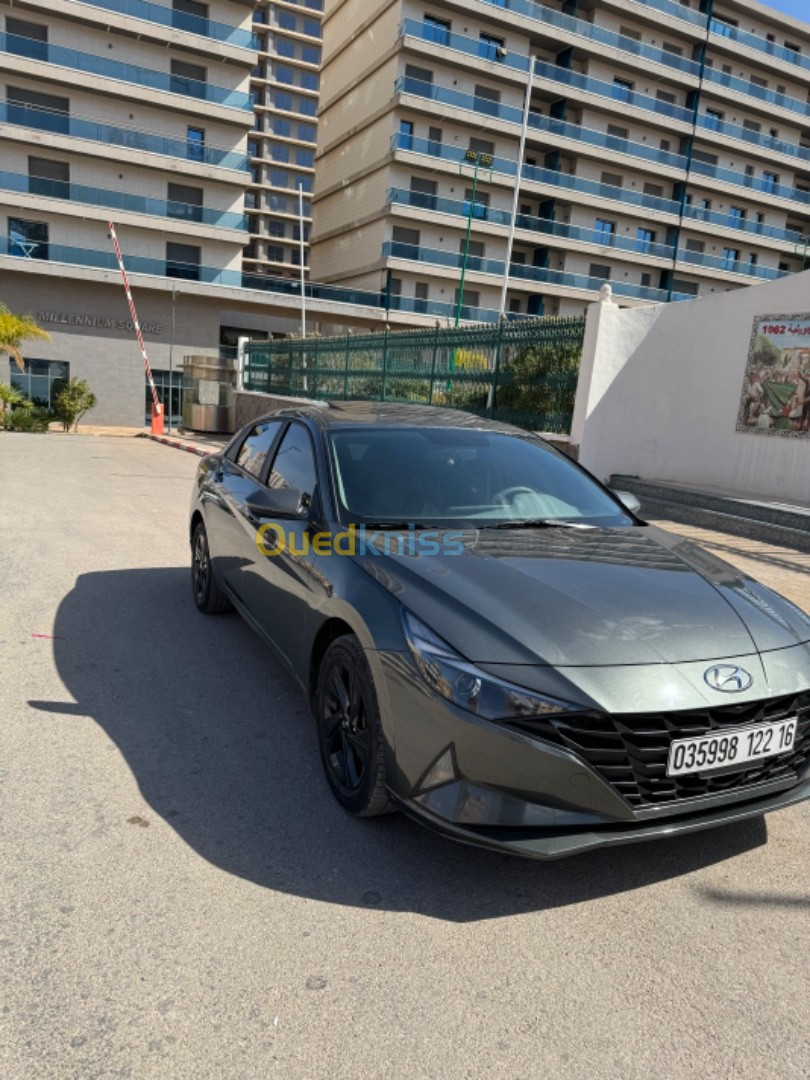 Hyundai Elantra 2022 GLX