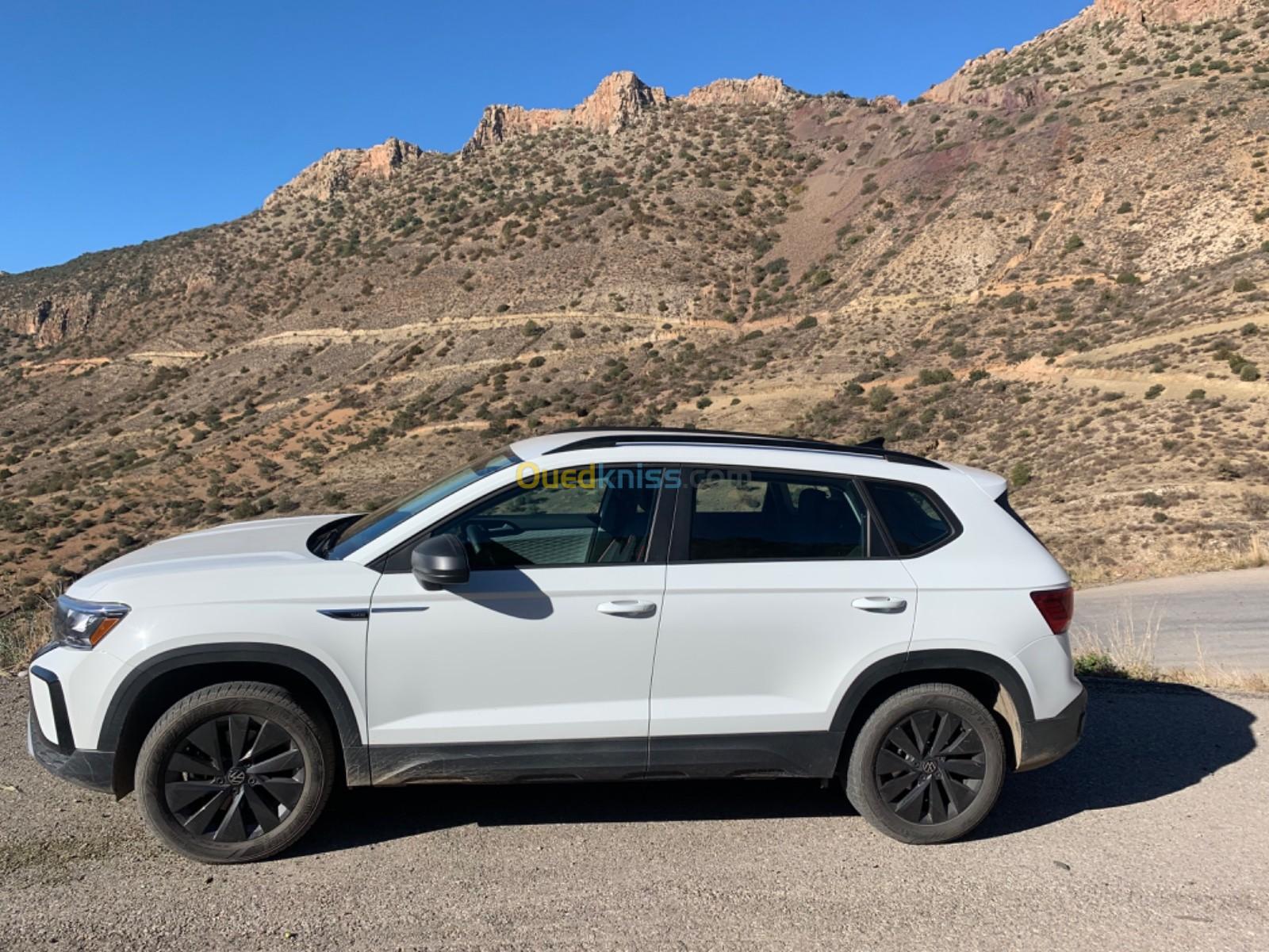 Volkswagen TAOS 2023 TRENDLINE