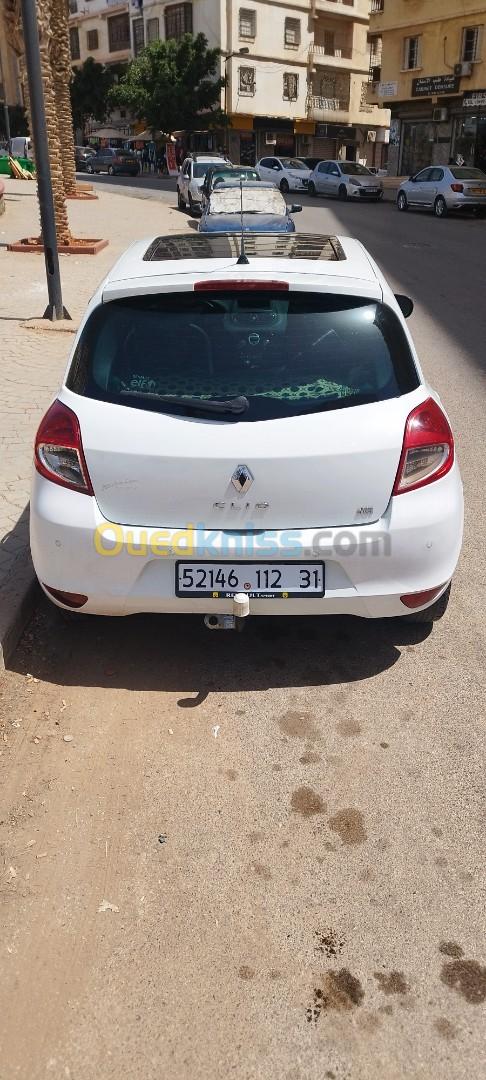 Renault Clio 3 2013 Night and Day