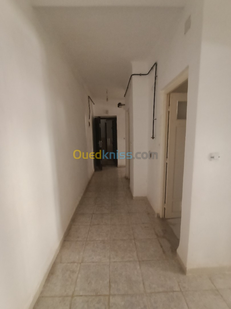 Vente Appartement F3 Oran Oued tlelat