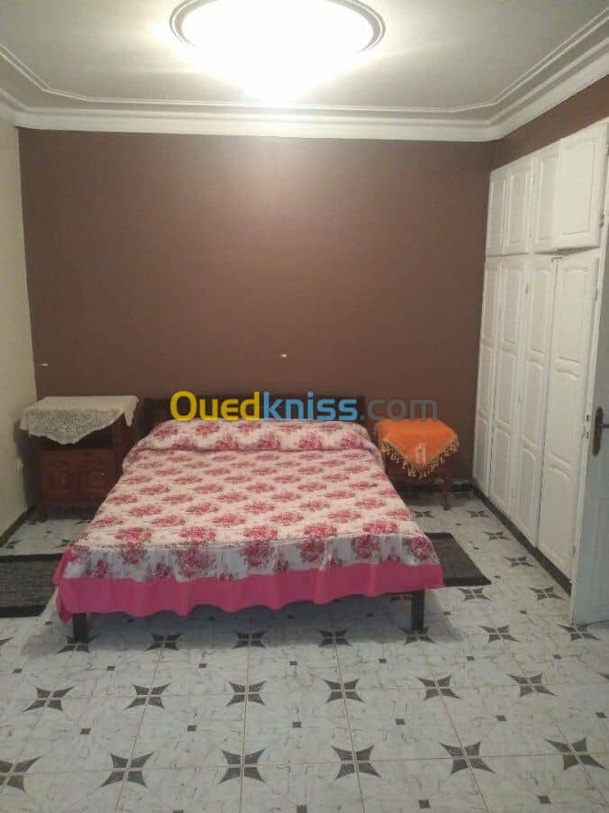 Location vacances Appartement F2 Alger Ain taya