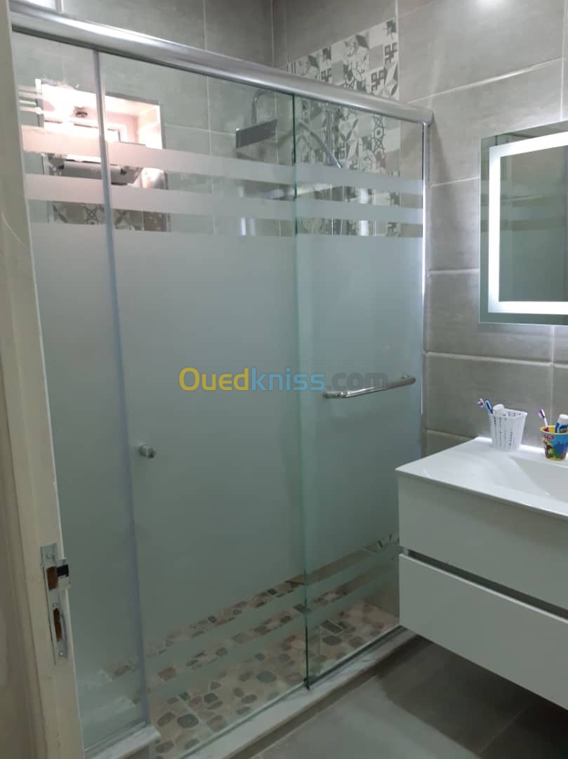 Cabine de douche sur mesure 