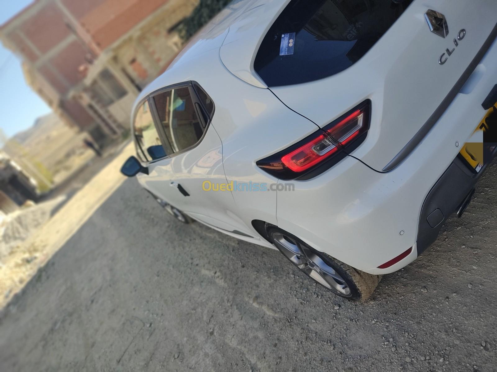 Renault Clio 4 2018 Limited - Khenchela Algeria