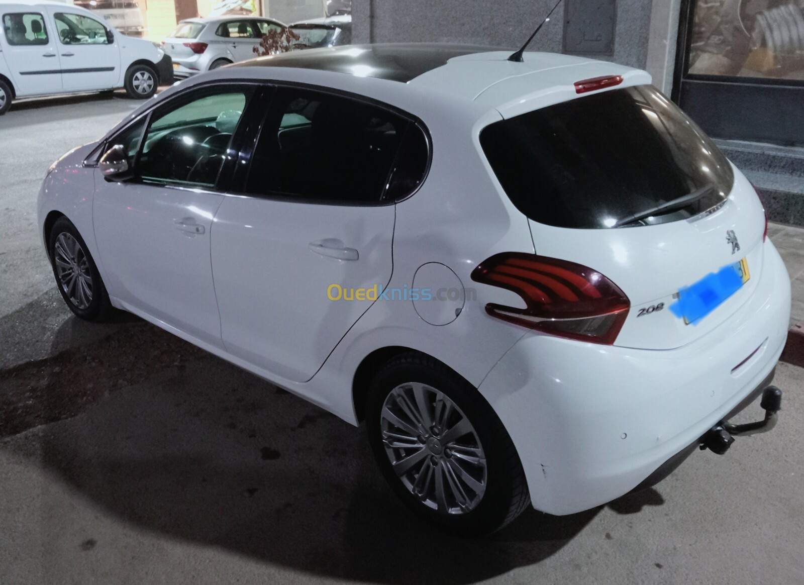 Peugeot 208 2015 Allure Facelift