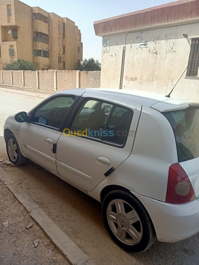 Renault Clio Campus 2015 Clio Campus