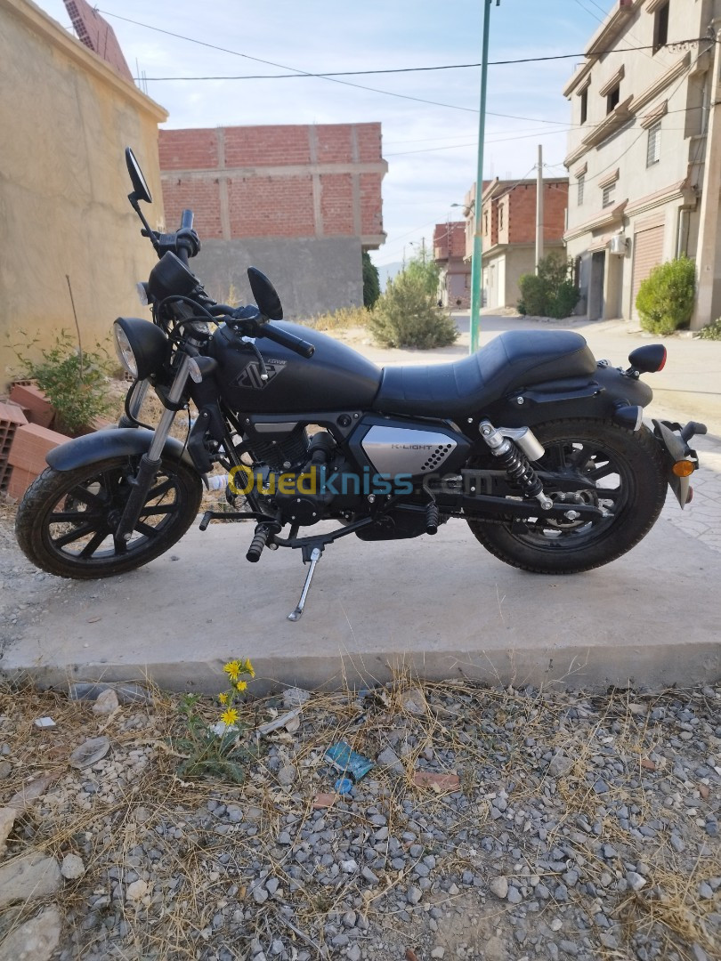 K - light 200 cc Keeway 2022 - Tébessa Algérie