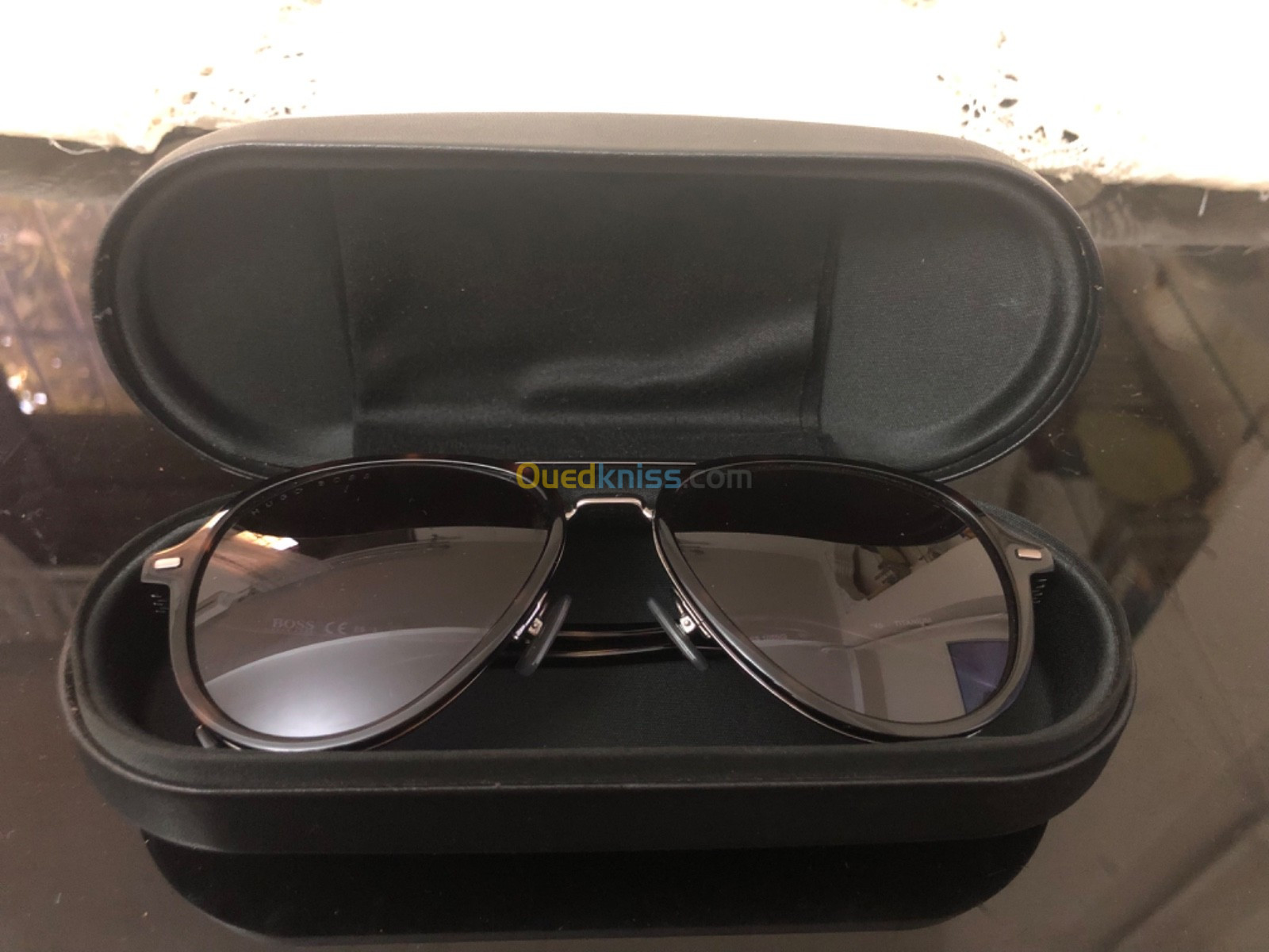 Lunette Hugo boss titanium avec verre photo gris