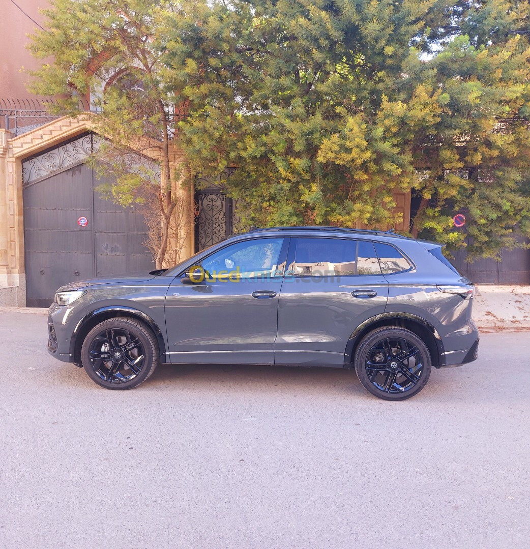 Volkswagen Tiguan Nardo 2024 Black Edition