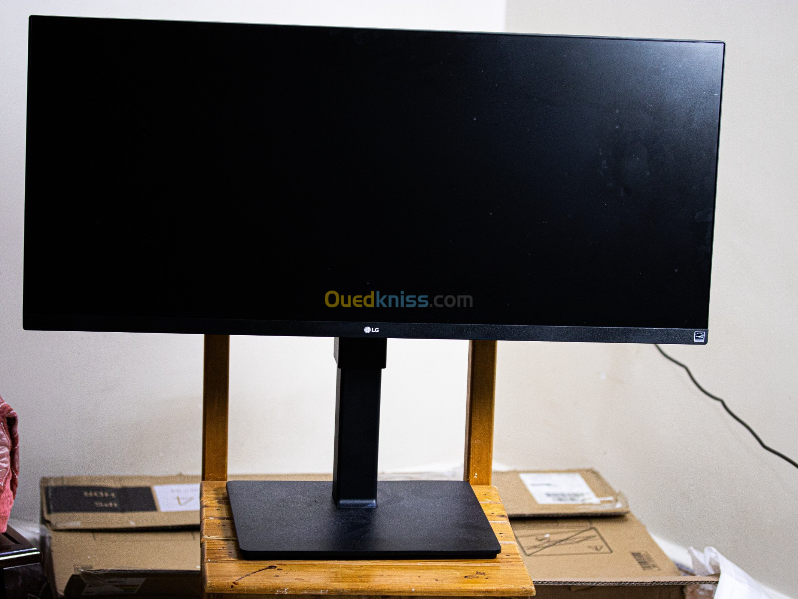 LG UltraWide Monitor 34BN670