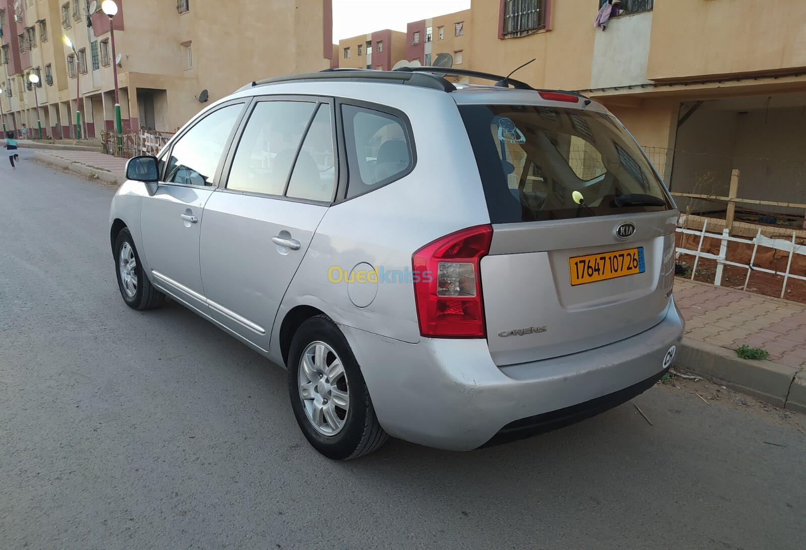 Kia Carens 2007 3