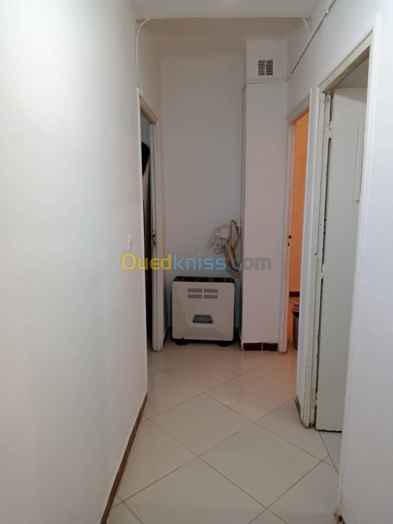 Location Appartement F03 Alger Zeralda