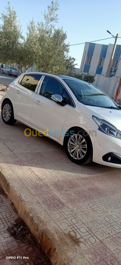 Peugeot 208 2019 Allure Facelift