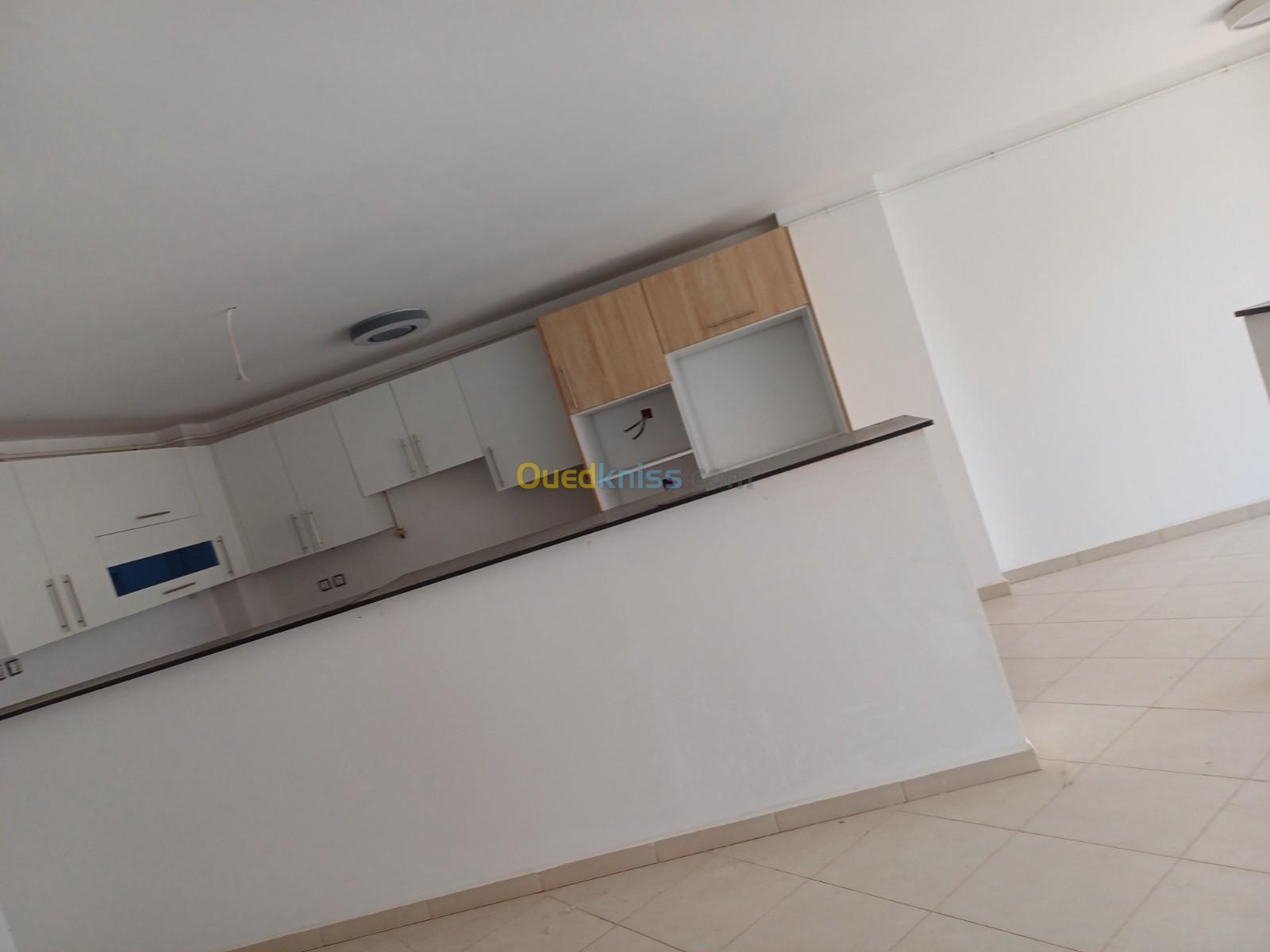 Vente Appartement F3 Alger Ain naadja