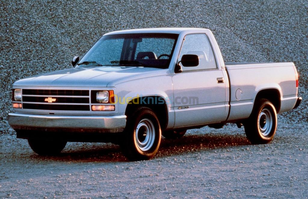 Chevrolet Blazer Suburban GMC Sierra Jimmy 1981 