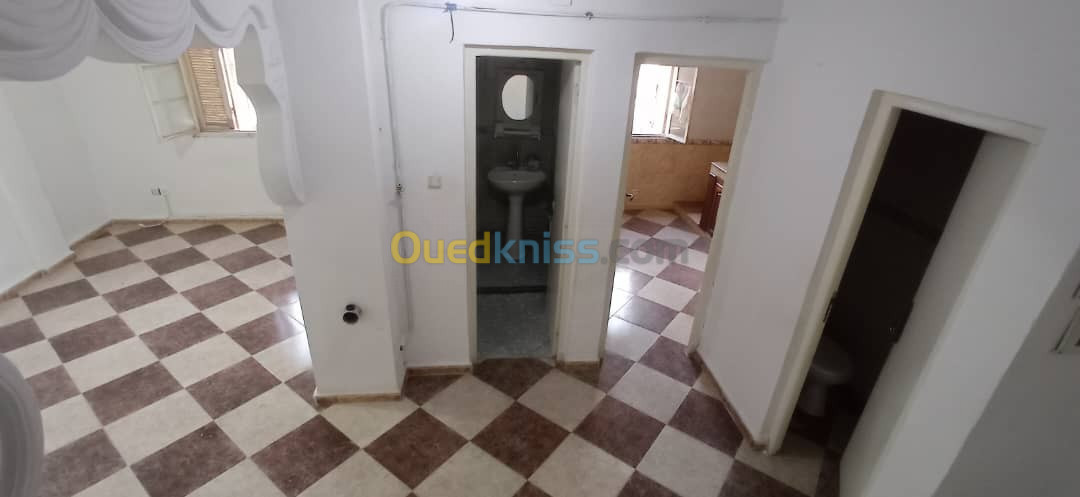 Location Appartement F3 Oran Bir el djir