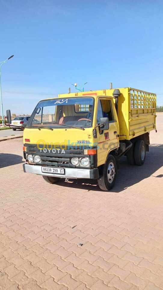 Toyota Dyna 1988