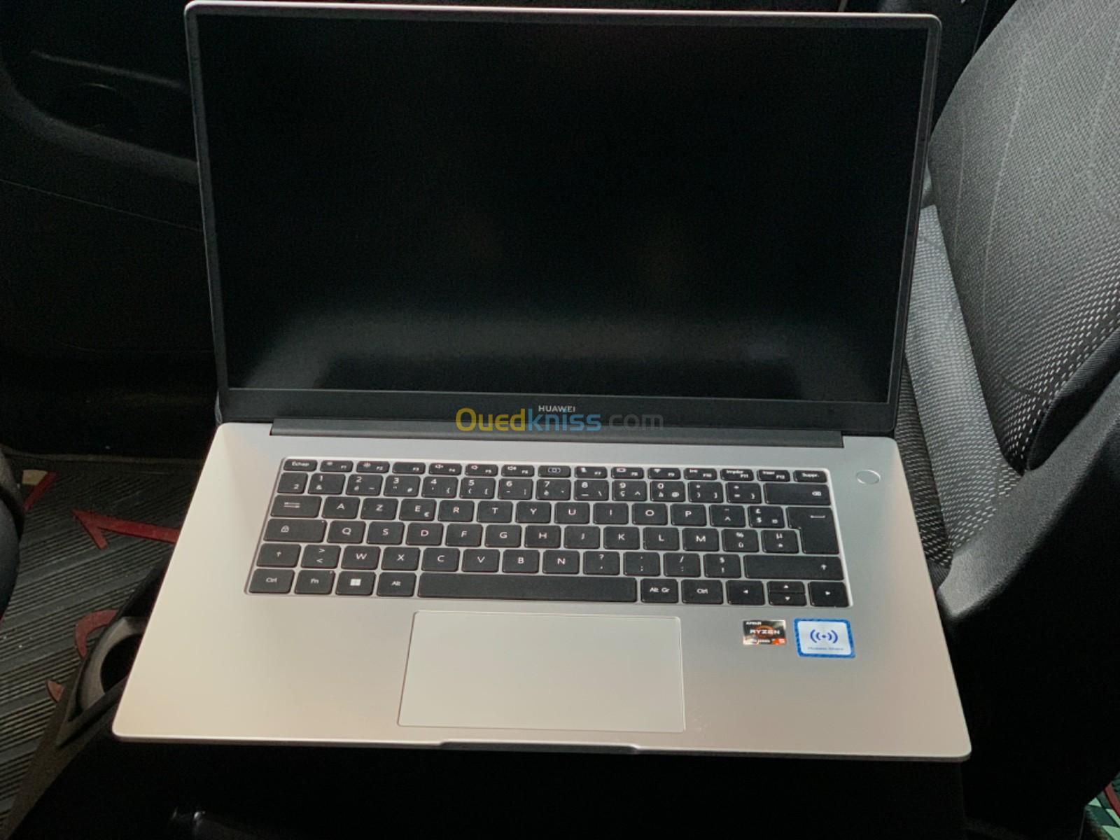 HUAWEI MATEBOOK D15 