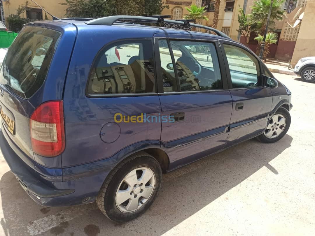 Opel Zafira 2005 A