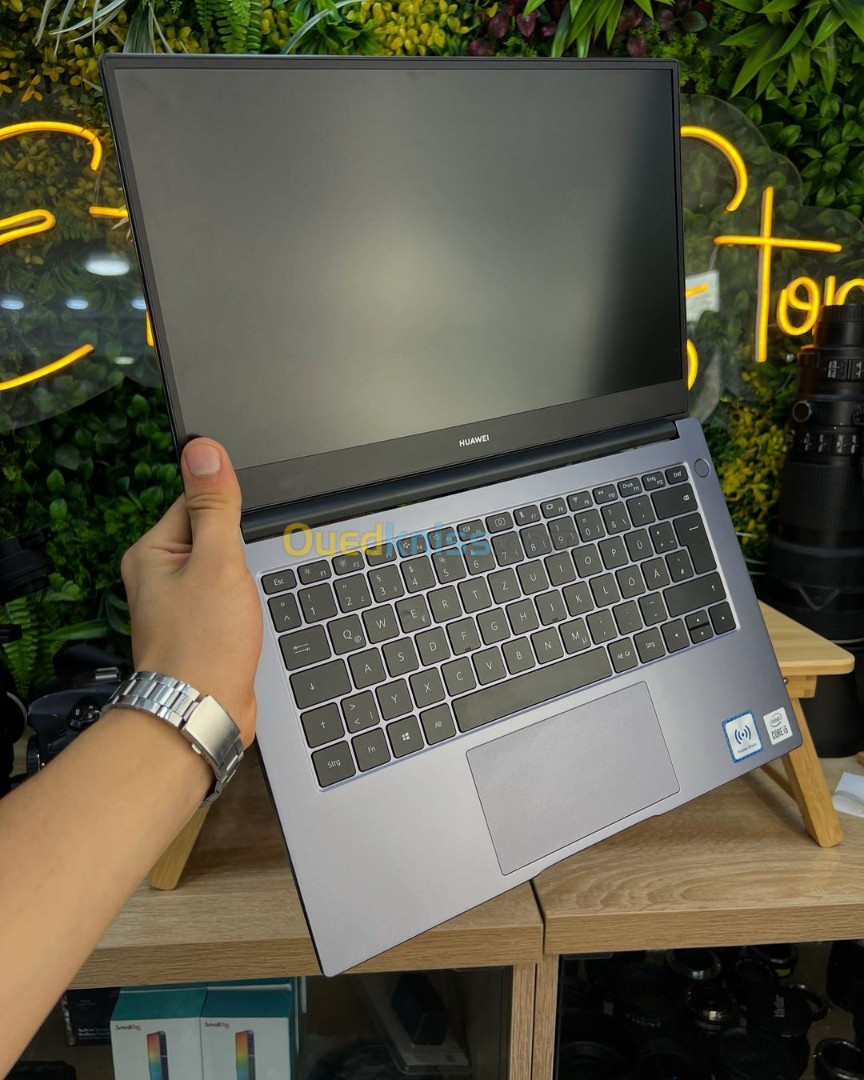 Huawei matebook D14 I5 10eme 8gb/256gb intel uhd