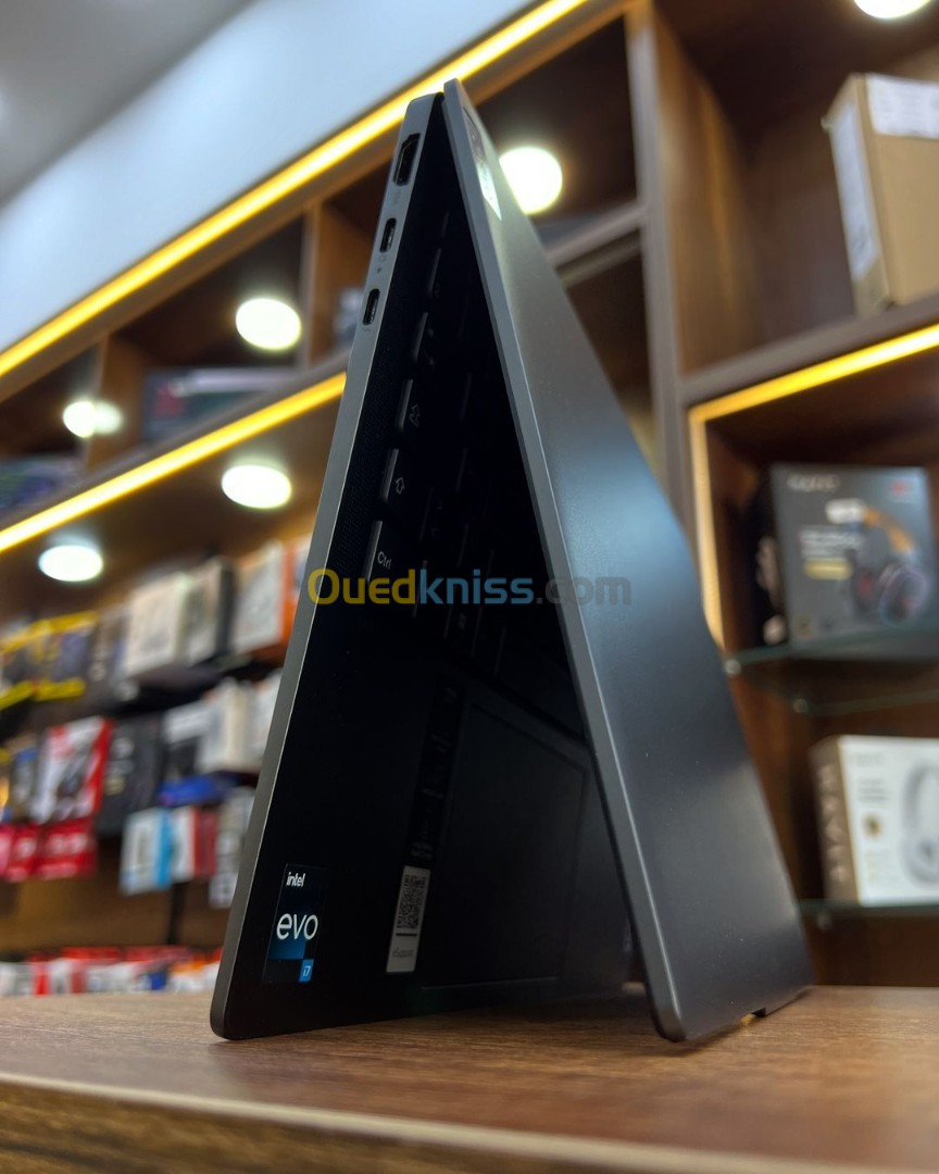 Lenovo yoga slim 6i I7 12eme 16/512gb iris xe