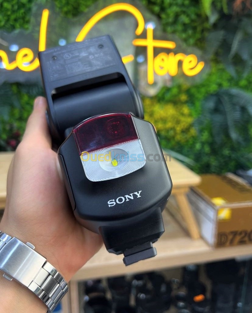 Flash SONY F43M