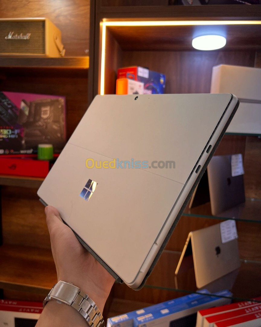 SURFACE PRO 9 i7 12eme 16gb/256gb iris xe