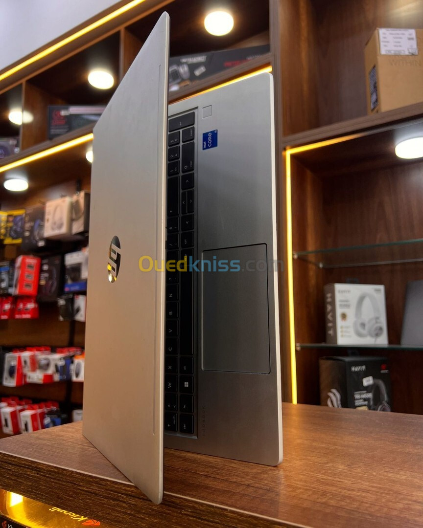 Hp Pro book 450 G8 i5 11eme 8gb/512gb iris xe+