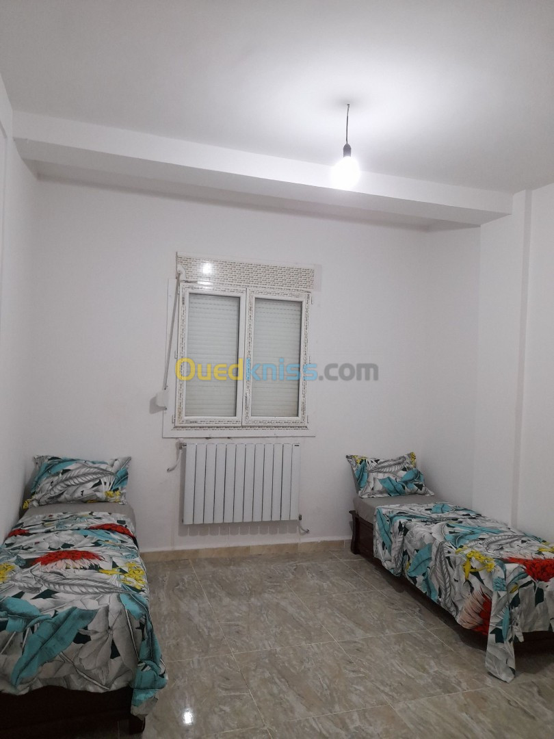 Location vacances Appartement F4 Alger Ain benian