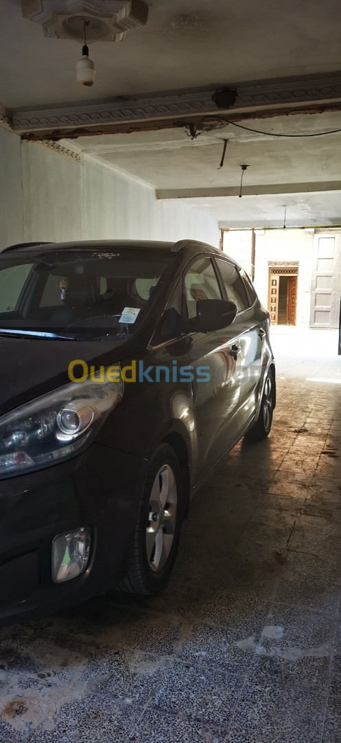 Kia Carens 2016 La toute