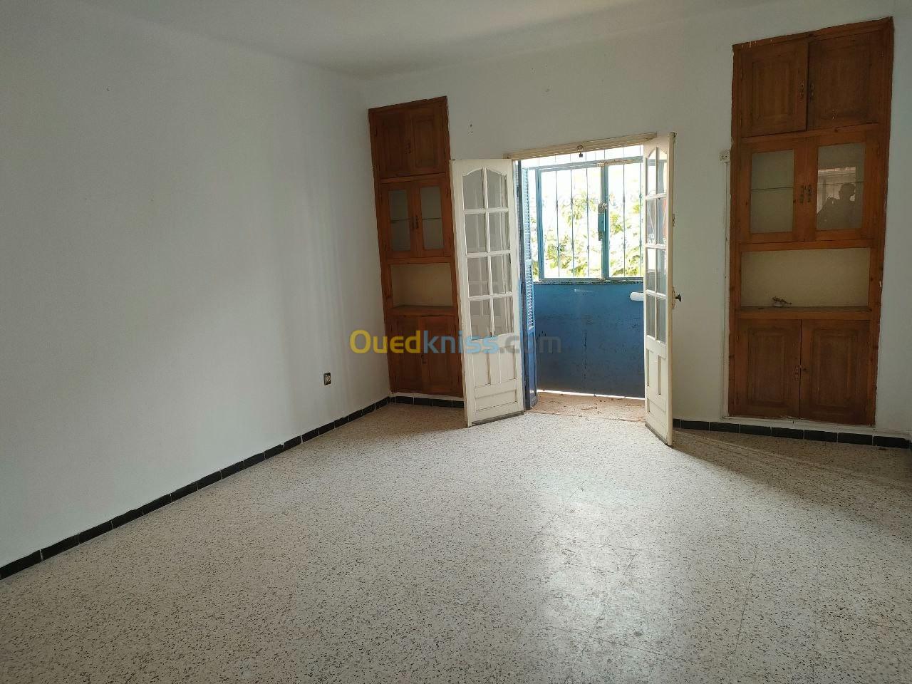 Vente Appartement F3 Alger Les eucalyptus