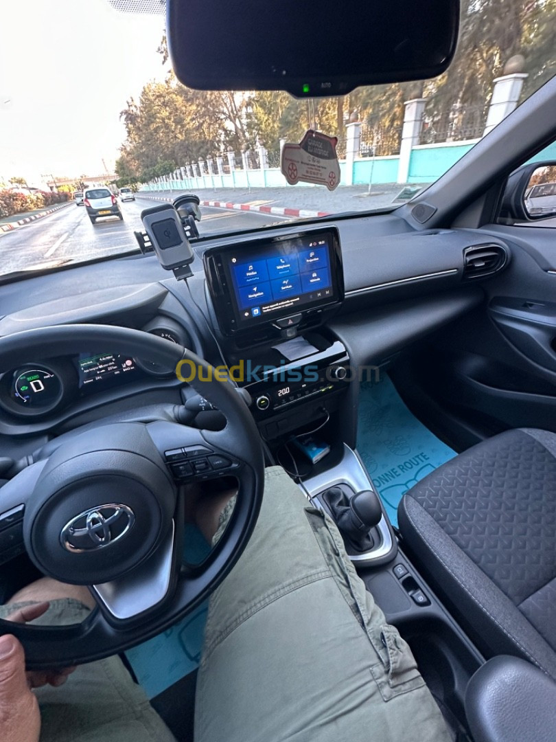 Toyota Yaris cross 2024 1.5 hybride