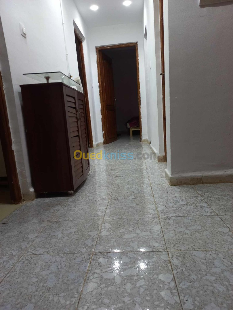 Location vacances Appartement F3 Oran Oran