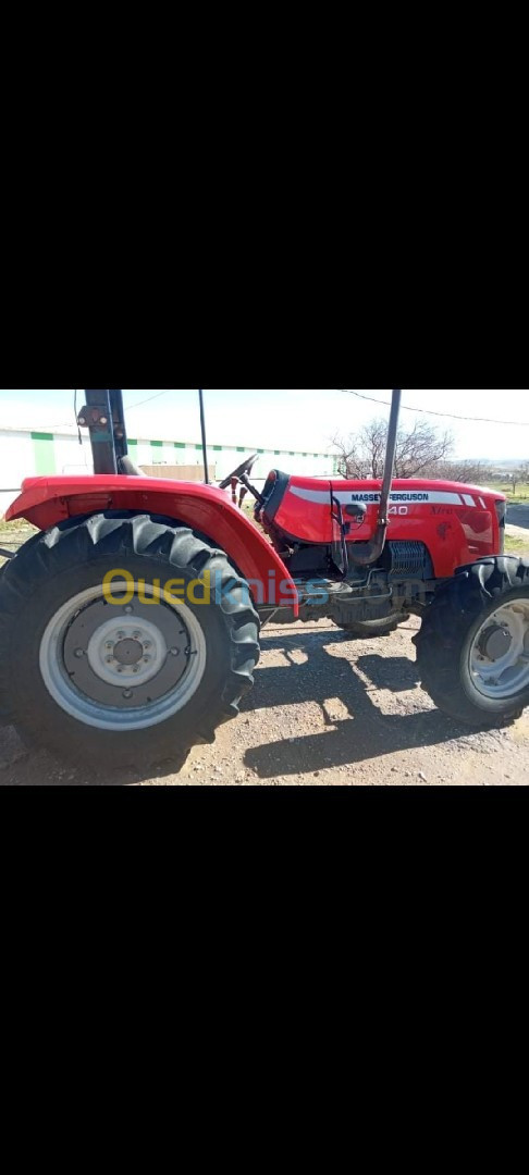 440 Massey Ferguson 2014