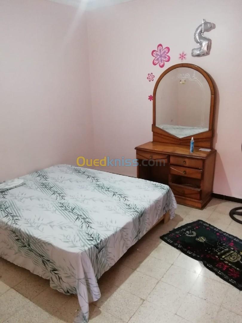 Location vacances Appartement F3 Alger Bordj el kiffan